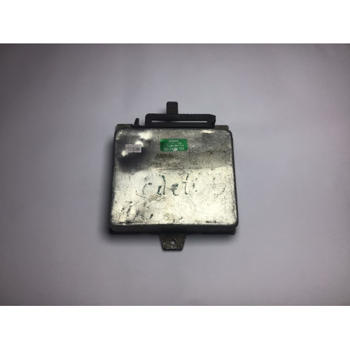 Opel Ascona 1.8 Motor Beyni 0280000304 90122322