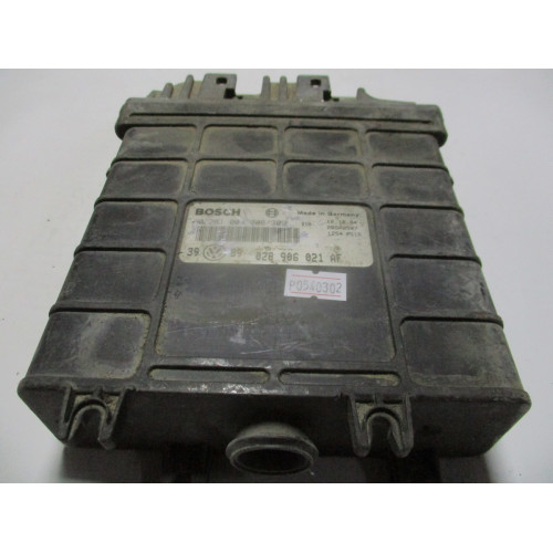 Volkswagen Golf 3 1.9 Motor Beyni 0281001308 028906021AF