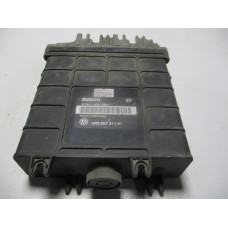 Volkswagen Golf 3 1.8 Motor Beyni 0261200784 1H0907311H