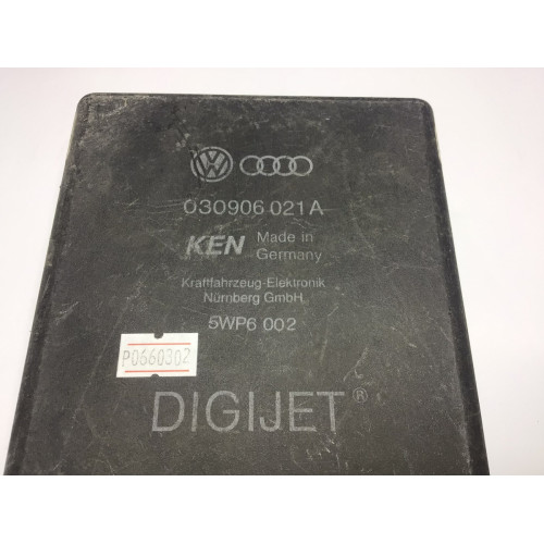Volkswagen Polo 1.3 Motor Beyni 5WP6002 030906021A