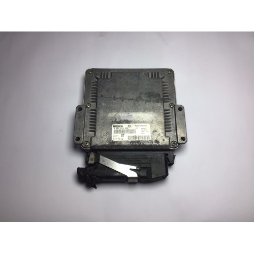Peugeot 307 2.0 HDI Motor Beyni EDC15C2 07 0281010252 9635158180
