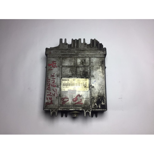 Renault Scenic 1.9 Motor Beyni 0281001809 7700109621 7700105953