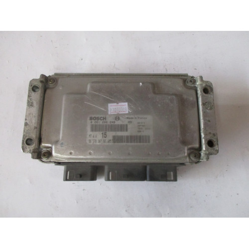 Citroen Saxo Motor Beyni 0261206246 M7.4.4 9648484380