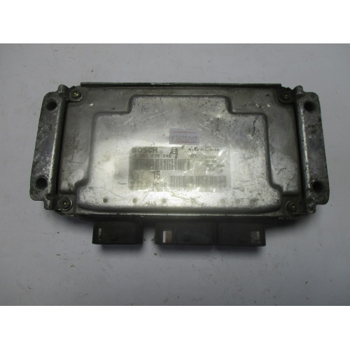 Citroen Saxo Motor Beyni 0261206246 M7.4.4 9648484380