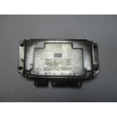 Citroen Saxo Motor Beyni 0261206246 M7.4.4 9648484380