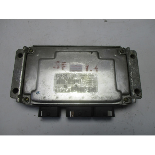 Citroen Saxo Motor Beyni 0261206246 M7.4.4 9648484380