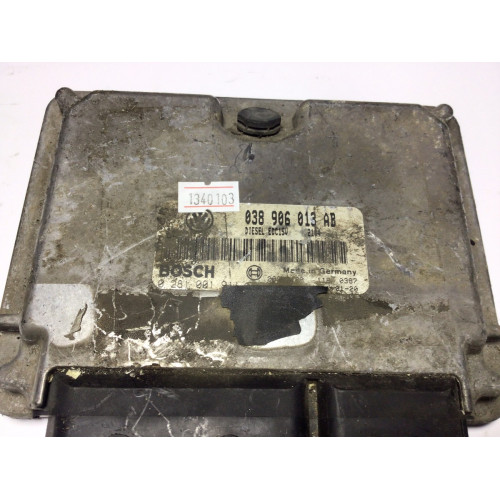 Volkswagen Polo Motor Beyni 0281001911 038906013AB