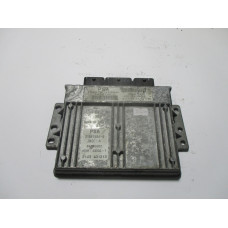 Citroen C5 2.0 Motor Beyni 9645715180 9644674980 S2000-1