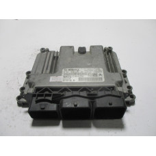 Peugeot 208 1.4 Motor Beyni 0281030545 EDC17C10 9807886180