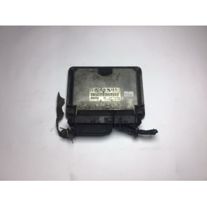 Volkswagen Golf 2.0 Motor Beyni M5.9.2 0261206261 06A906018FK