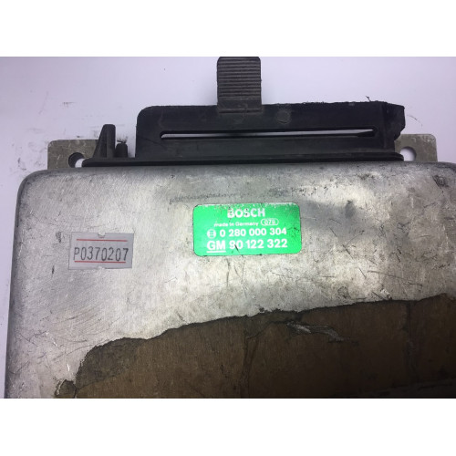 Opel Kadett Kontrol Ünitesi 0280000304 90122322