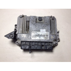 Ford Focus 1.6 TDCI Motor Beyni 8M51-12A650-LE 0281011701 8YLE