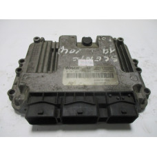 Renault Kango Scenic 1.9 DCI Motor Beyni 0281011776 8200391966 8200386508 