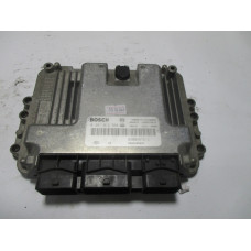 Renault Trafic Opel Vivaro 2.0 Motor Beyni 0281012568 8200497214 8200493934