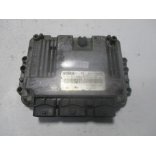 Renault Trafic Opel Vivaro 1.9 Motor Beyni 0281011530 8200051609 8200325720