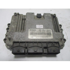 Renault Trafic 1.9 DCI Motor Beyni 0281011529 8200051608 8200325719
