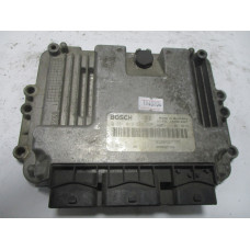 Renault Megane Scenic 1.9 DCI Motor Beyni 0281012589 8200527725 8200527756