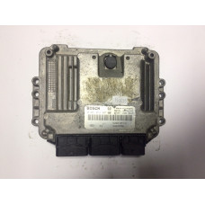 Renault Megane Scenic 1.9 DCI Motor Beyni 0281013907 8200705747 8200705748