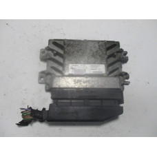 Renault Clio 2 1.6 Motor Beyni S118301123A 8200392704 8200392680 EMS3134