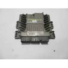 Renault Megane 1.5 DCI Motor Beyni S122326113A 8200804775 8200807626 SID301