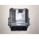 Renault Capture 1.5 DCI Motor Beyni 237102747R 0281019889