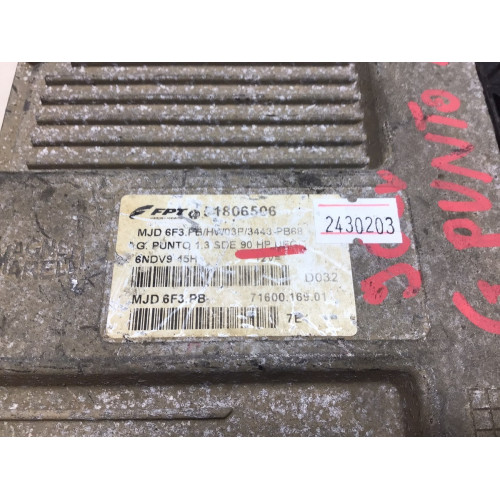 Fiat Grande Punto 1.3 Multijet Motor Beyni HW03P 51806506 MJD6F3.PB