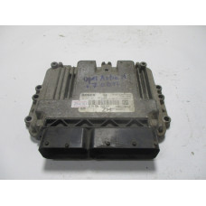 Opel Astra H 1.7 Motor Beyni 0281011943 55556829