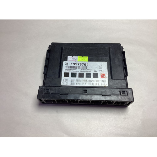 Opel İnsignia BCM Kontrol Beyni 13578704 F00HJ00746