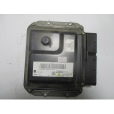 Opel Astra J 1.7 Motor Beyni 55579893 MB275700-1011