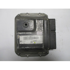 Opel Astra 1.7 Motor Beyni 55577647 MB275800-8884