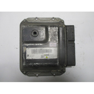 Opel Astra 1.7 Motor Beyni 55577647 MB275800-8884
