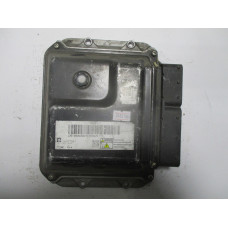 Opel Astra 1.7 Motor Beyni 55577647 MB275800-8884