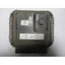 Opel Astra 1.7 Motor Beyni 55572800 MB275800-9972 NU
