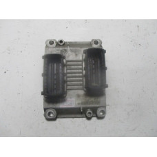 Opel Astra Motor Beyni 0261207425 24456866 AT