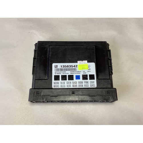 Opel İnsignia BCM Kontrol Beyni 13583542 F00HJ00906