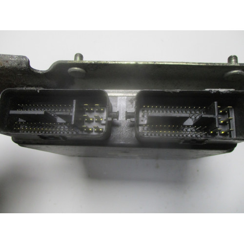 Mitsubishi Colt Motor Beyni A1351501979 1860A301