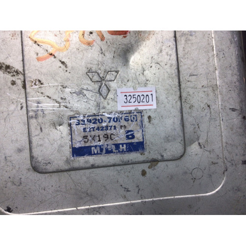 Suzuki Mitsubishi Motor Beyni 33920-70F6