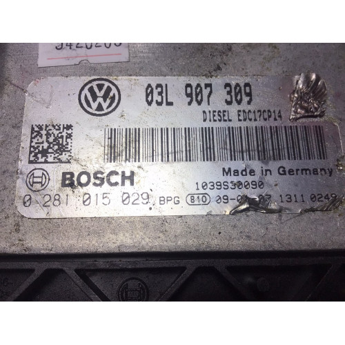 Volkswagen Passat Motor Beyni 0281015029 03L907309 EDC17CP14