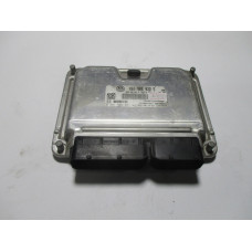 Volkswagen Tuoran 2.0 Motor Beyni 0261S04651 06G906022E