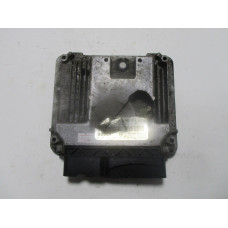 Volkswagen Golf 1.6 Motor Beyni Med9.5.10 0261S02007 03C906056A