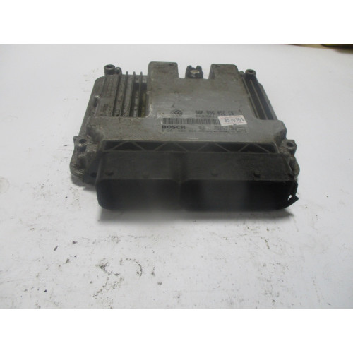 Volkswagen Passat 2.0 Motor Beyni MED9.5.10 0261S02088 06F906056CS