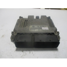 Volkswagen Touran 2.0 Motor Beyni MED9.5.10 0261S02100 06F906056DJ
