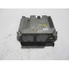 Volkswagen Passat 2.0 Motor Beyni MED9.5.10 0261S02262 06F906056FC