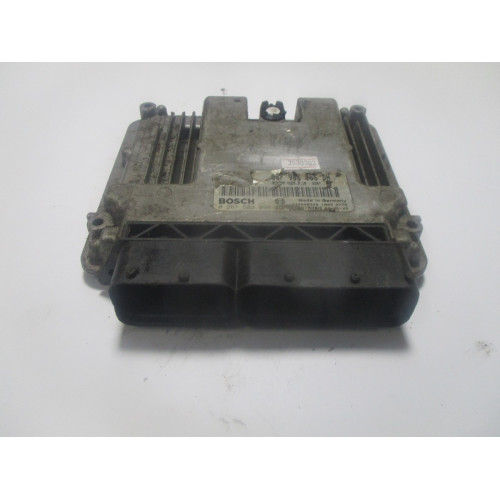 Volkswagen Passat 2.0 Motor Beyni MED9.5.10 0261S02098 06F906056DH