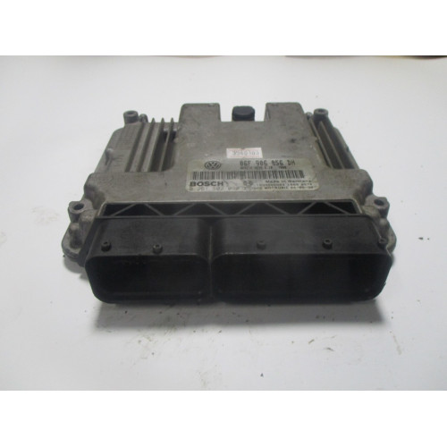 Volkswagen Passat 2.0 Motor Beyni MED9.5.10 0261S02098 06F906056DH