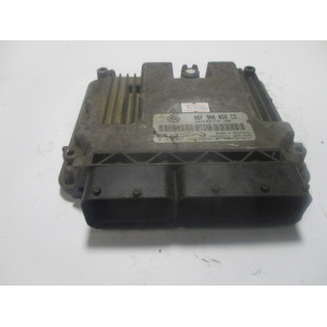 Volkswagen Golf 2.0 Motor Beyni Med9.5.10 0261S02088 06F906056CS