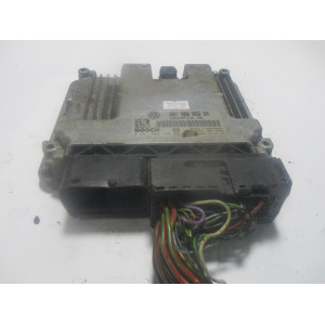 Volkswagen Golf 2.0 Motor Beyni Med9.5.10 0261S02155 06F906056DN