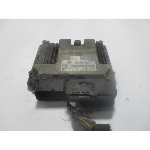 Volkswagen Golf 2.0 Motor Beyni MED9.5.10 0261S02264 06F906056FG