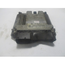 Volkswagen Golf 1.4 Motor Beyni Med17.5.1 0261201771 03C906032P
