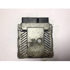 Volkswagen Passat Motor Beyni PPD1.5 5WP45614AA 03G906018FG